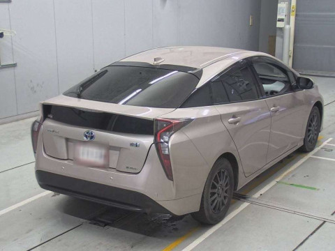 2018 Toyota Prius ZVW55[1]