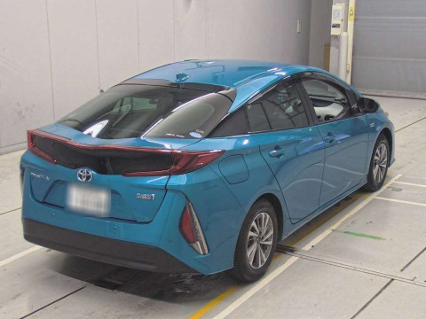 2020 Toyota Prius PHV ZVW52[1]