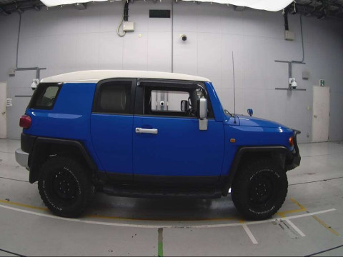 2012 Toyota FJ CRUISER GSJ15W[2]