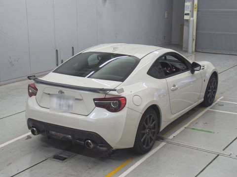 2016 Toyota 86 ZN6[1]