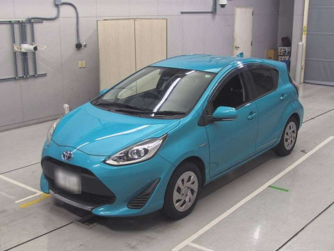 2019 Toyota Aqua NHP10[0]