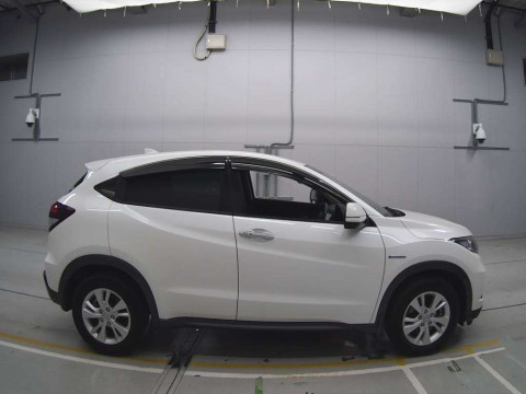 2014 Honda VEZEL RU3[2]