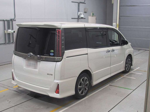 2018 Toyota Noah ZRR80W[1]