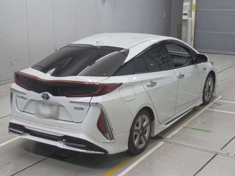 2020 Toyota Prius PHV ZVW52[1]