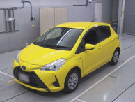 2017 Toyota Vitz