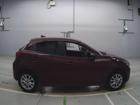 2017 Mazda Demio DJ3FS[2]