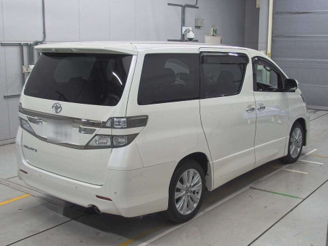 2013 Toyota Vellfire ANH25W[1]