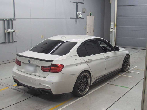 2012 BMW 3 Series 3F30[1]