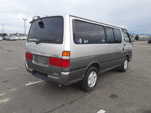 2001 Toyota Hiace Van RZH112V[1]