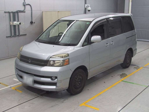 2005 Toyota Voxy AZR60G[0]