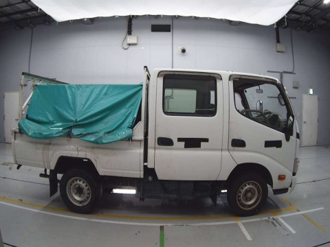 2013 Toyota Dyna Truck TRY230[2]