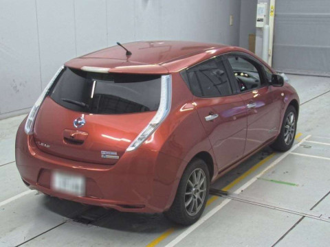 2014 Nissan Leaf AZE0[1]