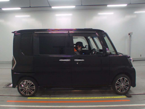 2018 Daihatsu Tanto Custom LA600S[2]