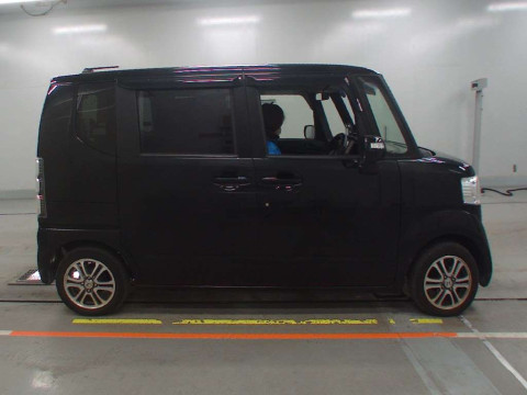 2015 Honda N-BOX JF1[2]