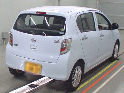 2014 Daihatsu Mira es LA300S[1]