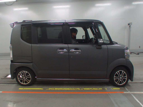 2013 Honda N-BOX CUSTOM JF1[2]