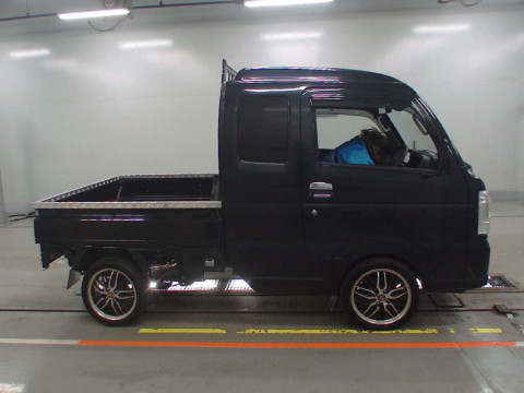 2020 Suzuki Carry Truck DA16T[2]