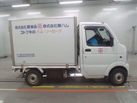 2002 Suzuki Carry Truck DA63T[2]