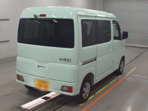 2022 Daihatsu Hijet Cargo S700V[1]