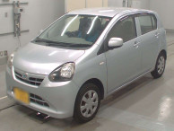 2012 Daihatsu Mira es