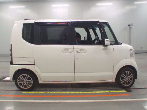 2014 Honda N-BOX JF1[2]