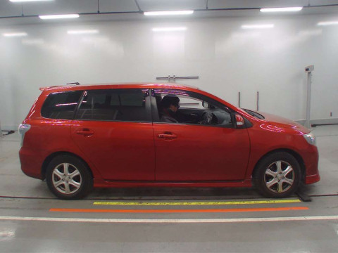 2009 Toyota Corolla Fielder ZRE142G[2]