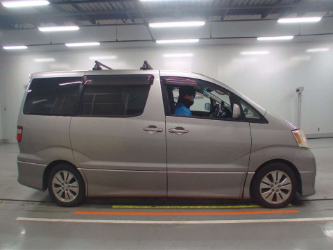 2005 Toyota Alphard MNH10W[2]