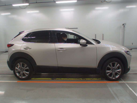 2022 Mazda CX-30 DM8P[2]