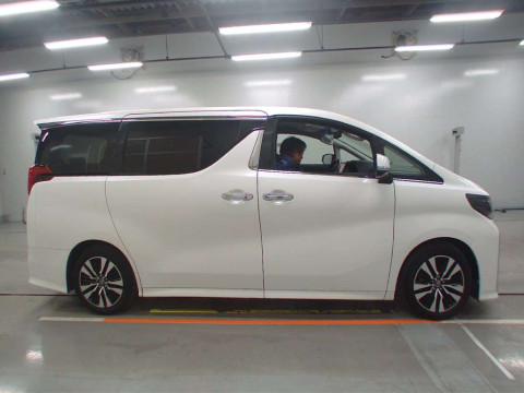 2019 Toyota Alphard AGH30W[2]