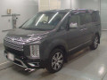 2020 Mitsubishi Delica D5