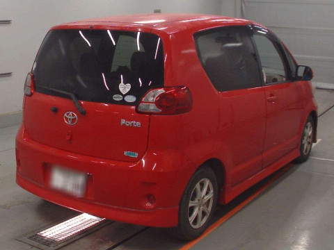 2009 Toyota Porte NNP10[1]