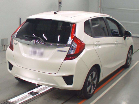 2015 Honda Fit Hybrid GP5[1]