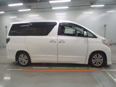 2009 Toyota Alphard GGH20W[2]