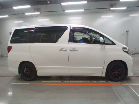 2013 Toyota Alphard ANH25W[2]