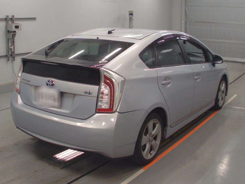 2012 Toyota Prius ZVW30[1]