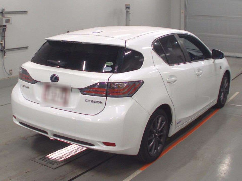 2013 Lexus CT ZWA10[1]