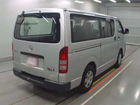 2005 Toyota Hiace Van KDH200V[1]