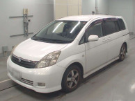 2006 Toyota Isis