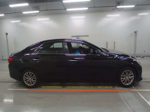 2015 Toyota Mark X GRX130[2]