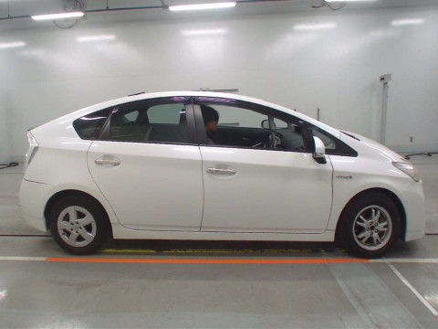 2009 Toyota Prius ZVW30[2]