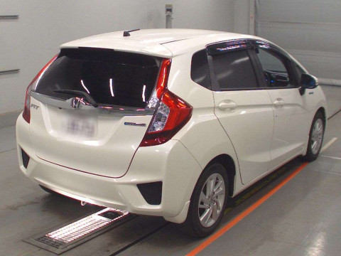 2014 Honda Fit Hybrid GP5[1]