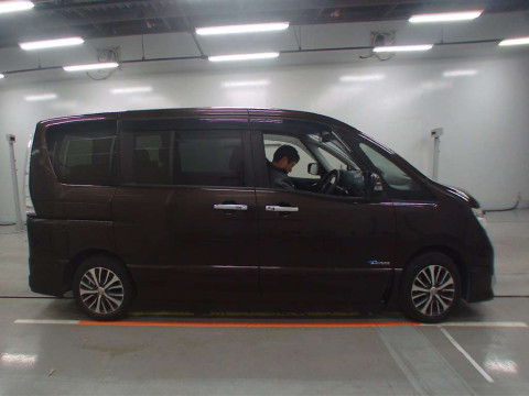 2016 Nissan Serena HFC26[2]