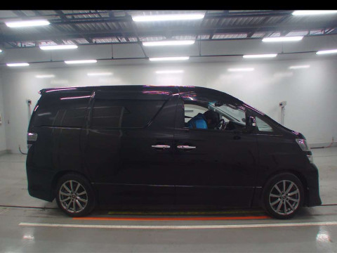 2012 Toyota Vellfire ANH20W[2]