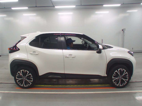 2021 Toyota YARIS CROSS MXPB15[2]