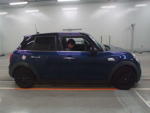 2015 Mini MINI XS20[2]