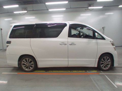 2011 Toyota Vellfire ANH20W[2]