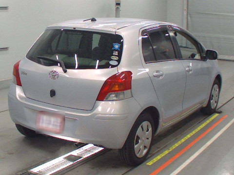 2008 Toyota Vitz SCP90[1]