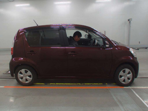 2008 Toyota Passo QNC10[2]