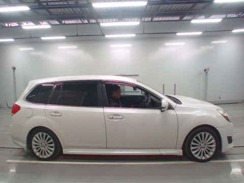 2009 Subaru Legacy Touring Wagon BR9[2]