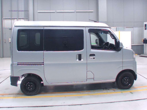 2023 Daihatsu Hijet Cargo S700V[2]